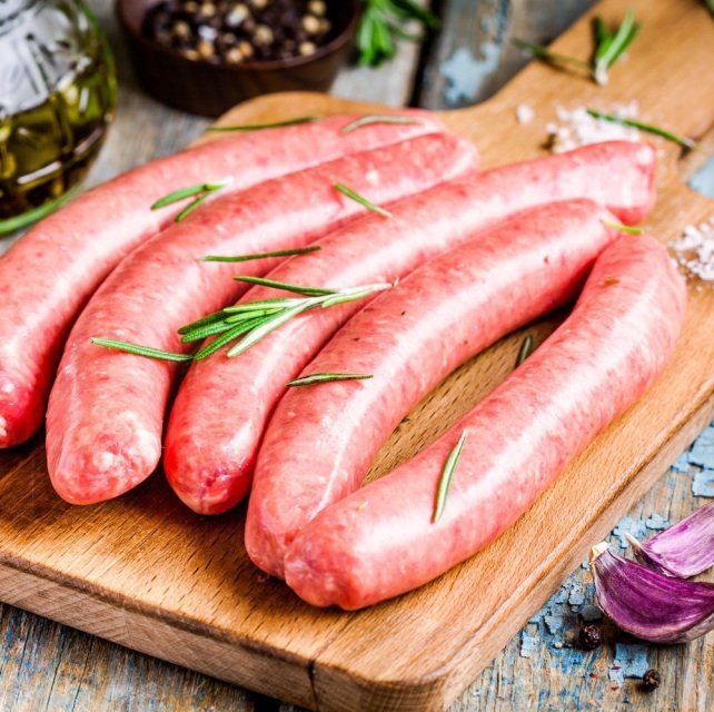 Wilderness Beef BBQ Steak & Onion Sausages 730g